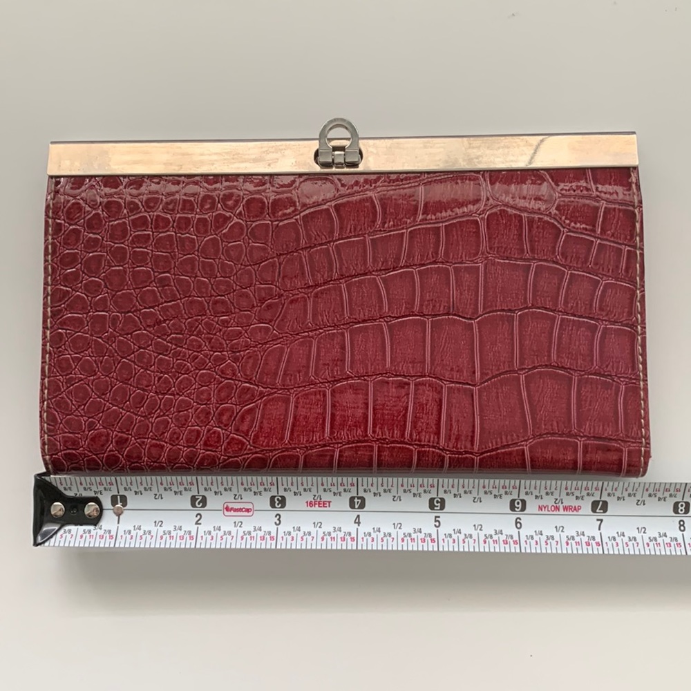 Red and silver clutch